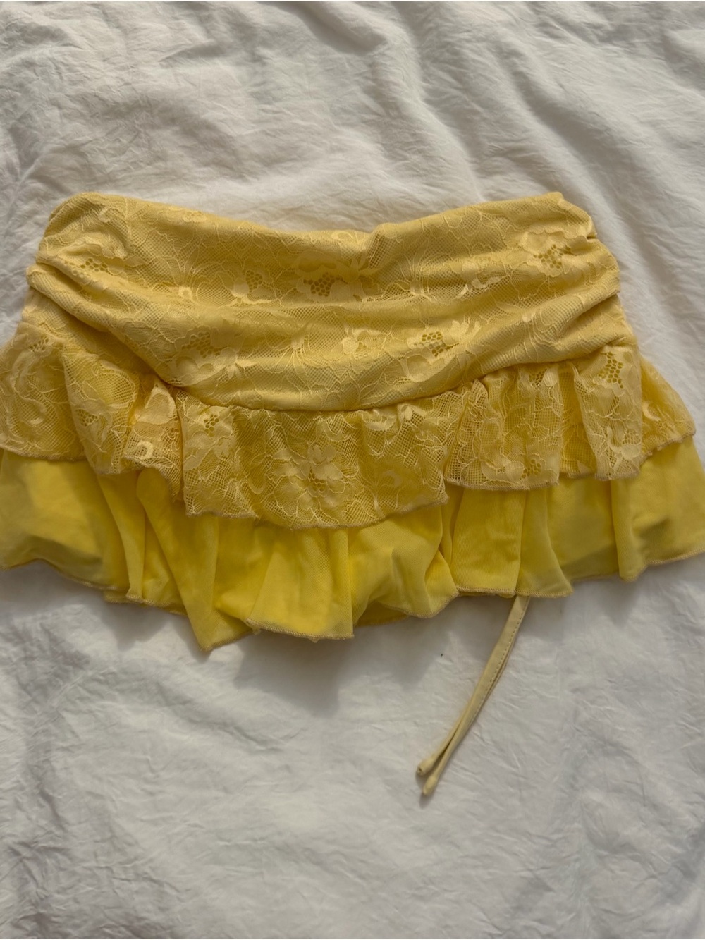 Yellow mini Ruffle skirt - Picture 3 of 4
